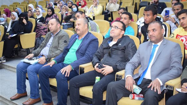 خلال الدورة بمعهد