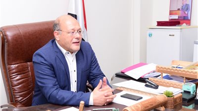 جامعة سوهاج تبحث سبل التعاون المشترك مع جمعية الصداقة المصرية الهولندية