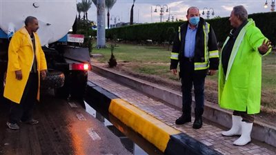 استعدادا لنوة قاسم.. الصرف الصحي بالإسكندرية ترفع حالة الطوارئ للتعامل مع الأمطار | صور