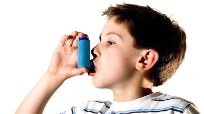 تناول الأسماك الزيتية يقلل خطر الإصابة بالربو إلى النصف لدى الأطفال| دراسة