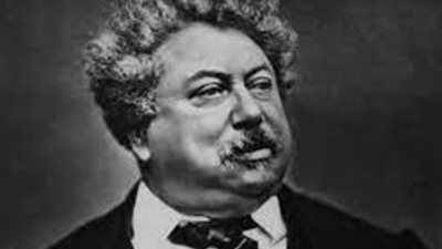 ألكسندردوما.. أرستقراطي ألف عشرات الروايات وورث ابنه عرش الكتابة