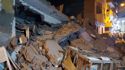 إنقاذ مُسن ونجلته إنهار عليهما جزء من عقار مكون من طابقين بسوهاج