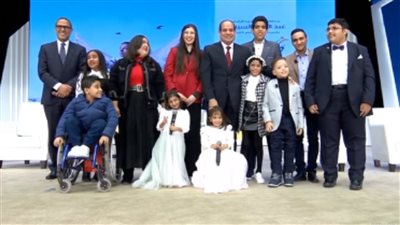 بث مباشر| السيسي يلتقط صورة جماعية مع أصحاب الهمم في احتفالية قادرون باختلاف 