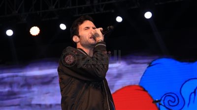 كاريوكي تحيي حفلة ضمن جولة كأس الأمم الإفريقية لكرة القدم