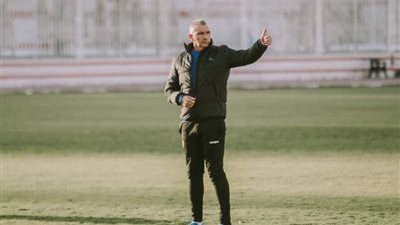 تشكيل جديد في الشوط الثاني.. كارتيرون يجري 9 تغييرات بودية الزمالك والترسانة