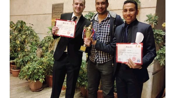 طلاب جامعة أسوان