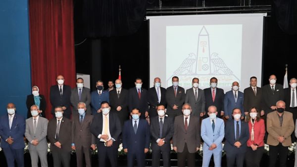 جامعة عين شمس