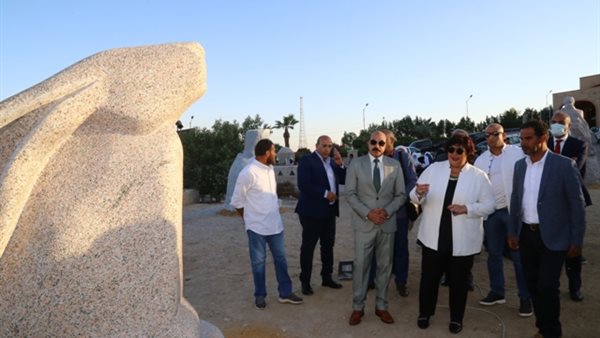 وزيرة الثقافة في