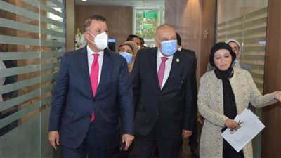 افتتاح الجمعية العلمية للقياس والتقويم التابعة لاتحاد الجامعات العربية بجامعة عين شمس 