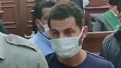 وصول أسرة المجني عليه لجلسة النطق بالحكم على سفاح الإسماعيلية