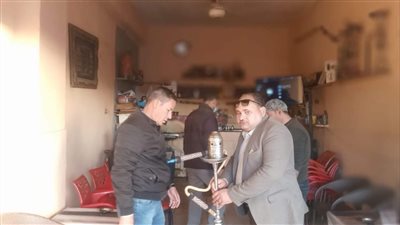 ضبط 150 شيشة وتحرير 118 مخالفة في حملات على المقاهي بالقليوبية 