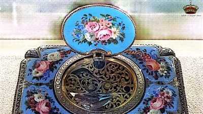 متحف المجوهرات الملكية يعرض علبة موسيقى من مقتنيات الأمير محمد علي توفيق