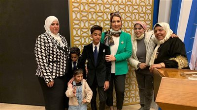 أطفال مركز رعاية ذوي الاحتياجات الخاصة بجامعة عين شمس يشاركون باحتفالية قادرون باختلاف 