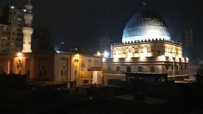 الآثار: منطقة الإمام الشافعي آمنة تماما.. والحريق بالشارع تم إخماده