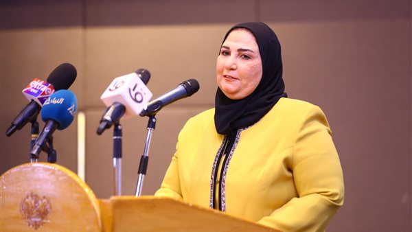 نيفين القباج وزيرة