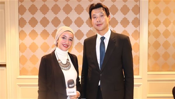 هونج جين ووك سفير