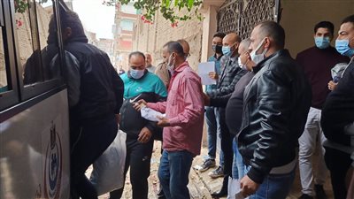 تفاصيل تشميع مركز مشبوه يحتجز 15 مدمنا ومريضا نفسيا بالشرقية | صور