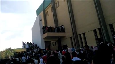 جنوب الوادي تكشف تفاصيل جديدة حول إصابة طلاب بحالات اختناق خلال احتفالية بالجامعة