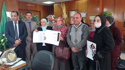 بعد منحتها للشئون الإجتماعية بـ 6 أكتوبر.. التضامن تكرم الشبكة الاهلية للتعليم