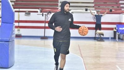 إسلام سالم ينتظم في تدريبات سلة الزمالك بعد تعافيه من فيروس كورونا