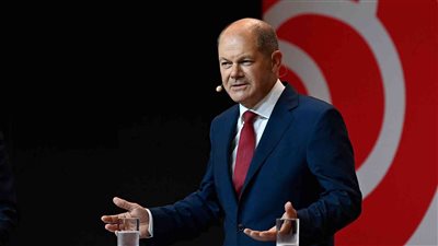  المستشار الألماني يصل أوكرانيا لبحث الأزمة مع روسيا