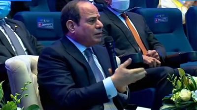 السيسي: الفكر المتطرف كان سببًا مباشرًا في تعطيل خطط تطوير التعليم في الدول الإسلامية