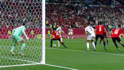 بركات: أصوات جزائرية تتمنى تجنب مواجهة مصر في تصفيات مونديال قطر 2022