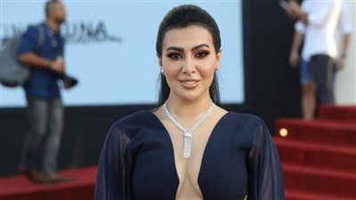 ميريهان حسين تشوق جمهورها لـ مسلسها الجديد بـ لوك ستيناتي