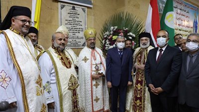 بحضور سفير الفاتيكان.. محافظ المنيا يفتتح كنيسة السيدة العذراء مريم