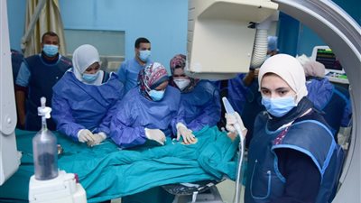 إجراء 10 عمليات قسطرة قلب علاجية للأطفال بالمجان بمستشفى سوهاج الجامعي