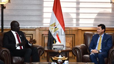 وزير الرياضة: سعداء باستضافة تصفيات البطولة الإفريقية لكرة السلة