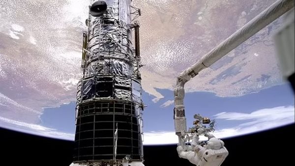 تلسكوب فضائي