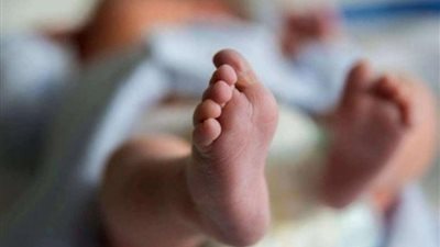 حملت سفاحًا وعرضته على فيسبوك.. بدء التحقيق في واقعة العثور على جثة رضيع بالدقهلية