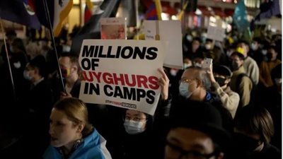 بعد مقاطعة الغرب لأولمبياد بكين.. محكمة بريطانية تكشف تفاصيل إبادة مسلمي الإيغور وحرمانهم من الولادة