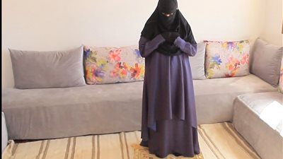 التسبيح وقراءة القرآن سنن يوم الجمعة للنساء .. هل فرض على المرأة 