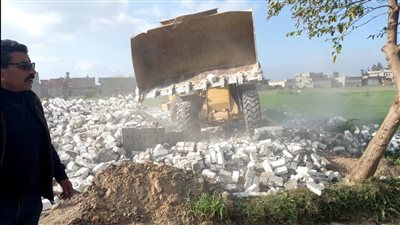 رفع 488 حالة إشغال طريق وإزالة 10 تعديات وتشميع 4 ورش بالبحيرة