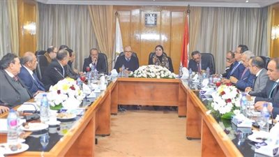 المتحكم الأول بالصناعة.. من يخلف السويدي في رئاسة اتحاد الصناعات؟