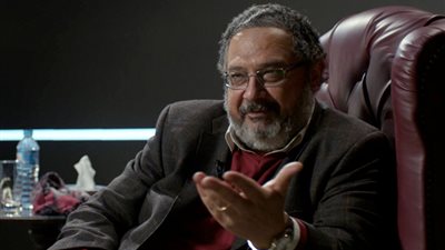 تلقى علقتين ساخنتين من محمود حميدة واتهم بضرب عامل.. تفاصيل عن حياة ماجد الكدواني في عيد ميلاده