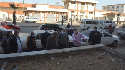 محافظ الجيزة يتفقد شارع البحر الأعظم ويتابع إزالة أماكن تربية المواشي