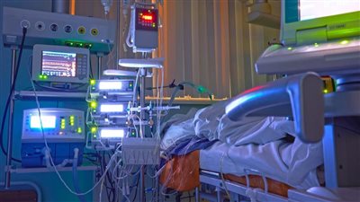 تفاصيل الحالة الصحية لنجل رجل الأعمال المتسبب في حادثة الشيخ زايد | بث مباشر