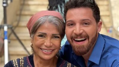 سوسن بدر تشارك جمهورها بصور من كواليس تصوير أبو العروسة 3