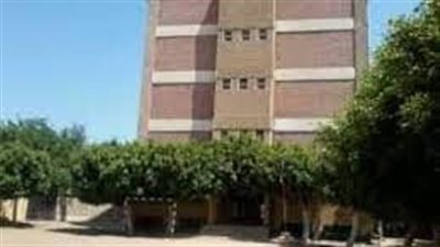 مصدر بالتعليم يكشف تفاصيل تعدي مُعلم على مدير مدرسة بالفيوم