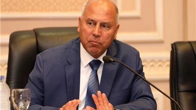 وزير النقل: التعاقد على توريد 95 قطارًا لتطوير الخطين الأول والثاني بـ مترو الأنفاق