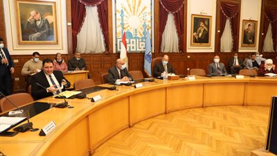 محافظ القاهرة: نستهدف تطعيم مليون طالب.. ولم نتلق سوى 20 ألف موافقة فقط من أولياء الأمور