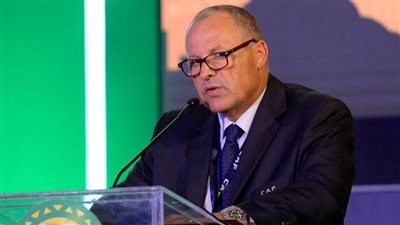 هل يجوز لـ هاني أبو ريدة الجمع بين رئاستي كاف واتحاد الكرة؟.. شوبير يرد 