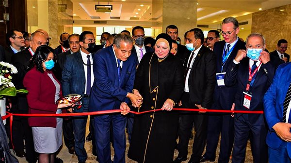 خلال افتتاح المؤتمر