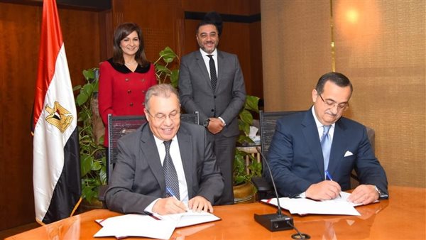 الهجرة وڤودافون مصر