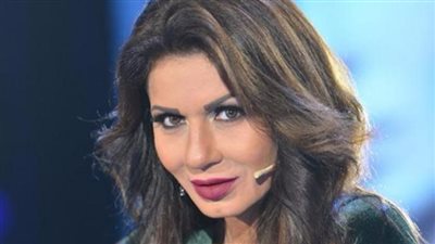 أبرز تصريحات نجلاء بدر مع كارو: نفسي أعمل تجميل في مناخيري وكنت باكل رأس عود الكبريت