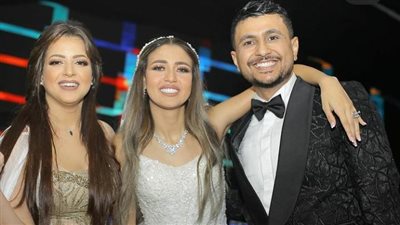 منى فاروق تحضر زفاف علي غزلان وفرح شعبان: فرحانة ليكم من قلبي