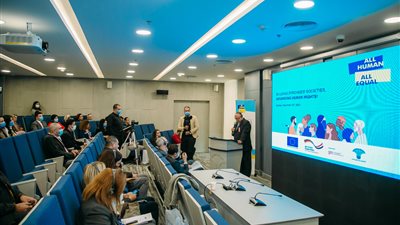 القومي لحقوق الإنسان والاتحاد الأوروبي يستعرضان مخرجات مشروع الإصلاح في الإدارة العامة